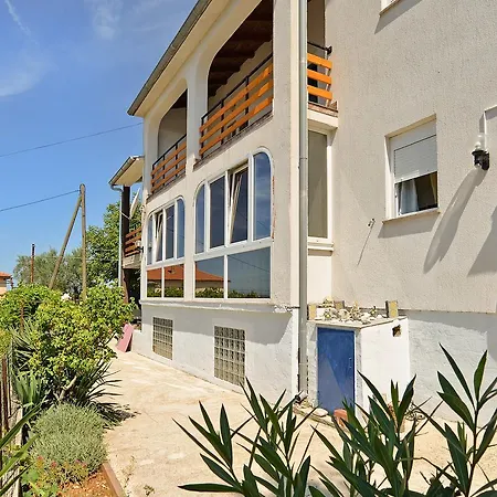 Apartament Dino 1374 *